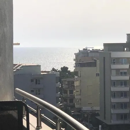Cozy Seaside 38 Apartment *